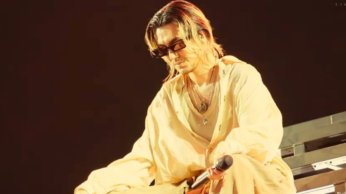 Fujii Kaze performance at Coachella 2026 after Jack White Delayed his set, 藤井風のコーチェラ2026でのパフォーマンス