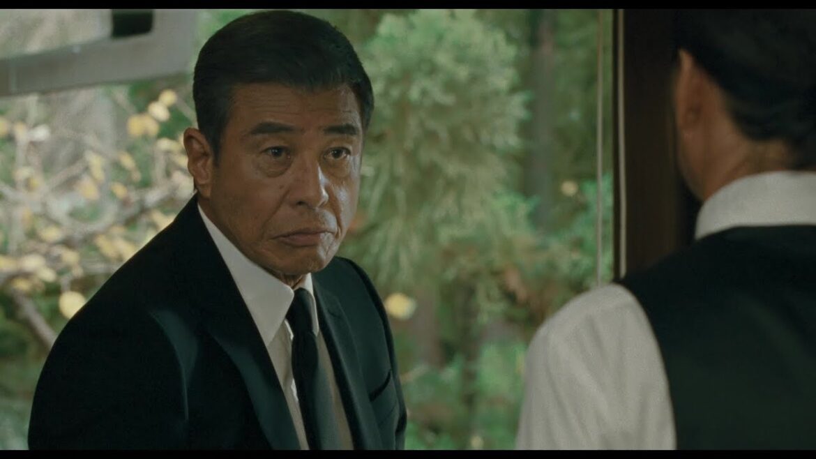 舘ひろし主演、藤井道人監督、映画『港のひかり』ショートPV(知らない背中編)【2025年11月14日公開】