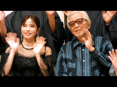 横山由依、涙の挑戦へ…山田洋次の一言が人生を変えた瞬間🎭✨#横山由依 #AKB48 #舞台女優 #山田洋次 #文七元結 #お久文七恋元結 #芸能ニュース #挑戦 #感動ストーリー #舞台