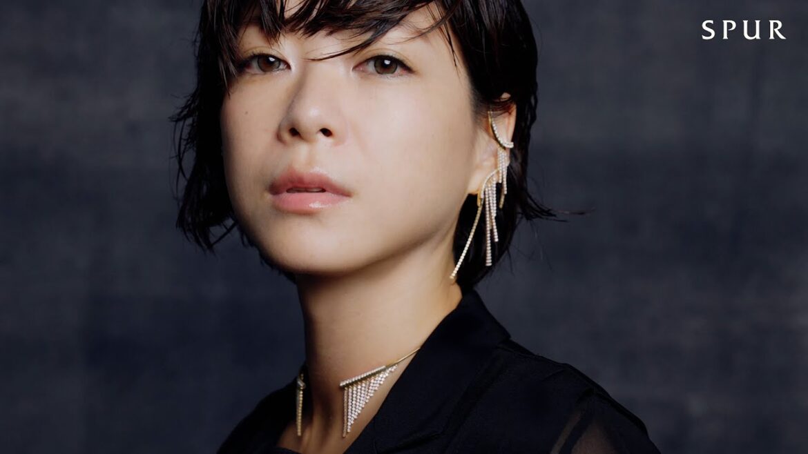 AHKAHの新章がはじまる 上野樹里がまとう自由への輝き