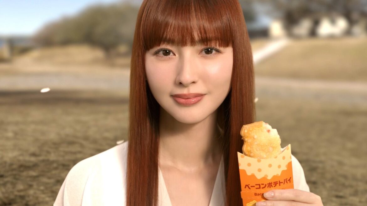 鈴木えみ、21年経っても変わらぬ美しさ!ケツメイシ『さくら』世界観CMで圧倒的な透明感