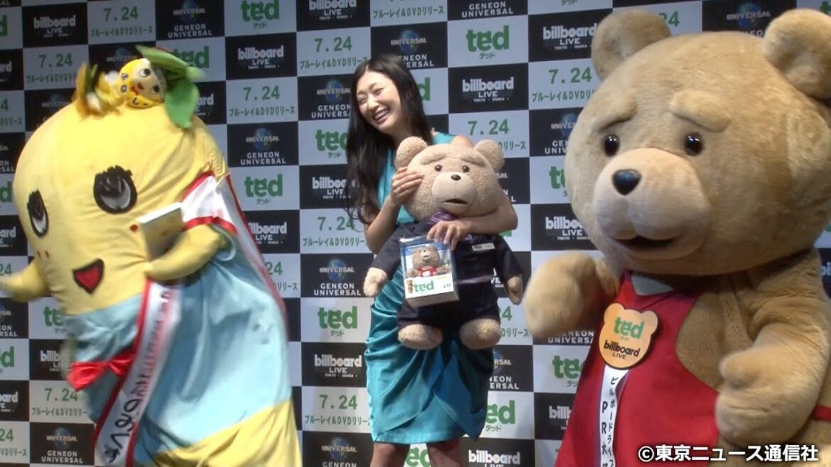 【TNS動画ニュース】壇蜜が見守る中、テッドとふなっしーの相撲対決の行方は…!? 映画「テッド」Blu-ray&DVD発売記念イベント