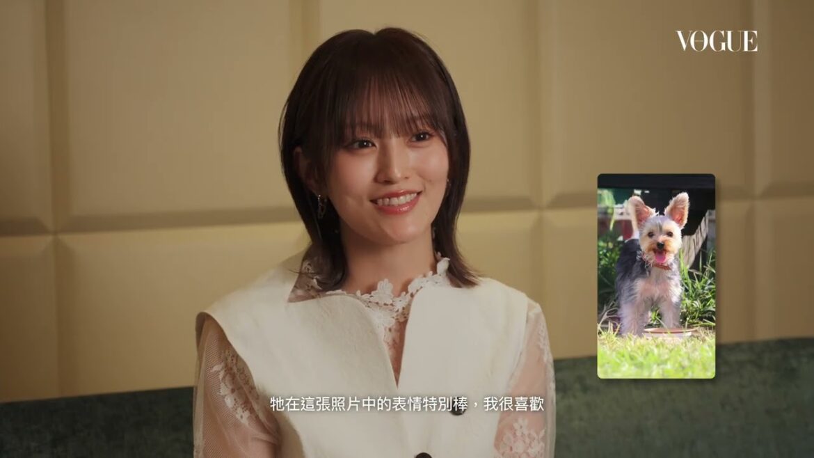 日本人氣女歌手山本彩 @SayakaYamamoto_official 獨家揭露手機裡的秘密,更爽快接下True or Dare挑戰!| Vogue Hong Kong | Chatroom