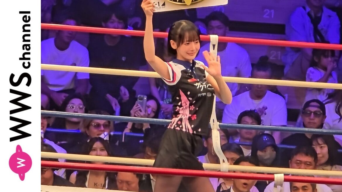 岡田紗佳、美しすぎるユニフォーム衣装でスペシャルラウンドガールとしてK-1に登場!