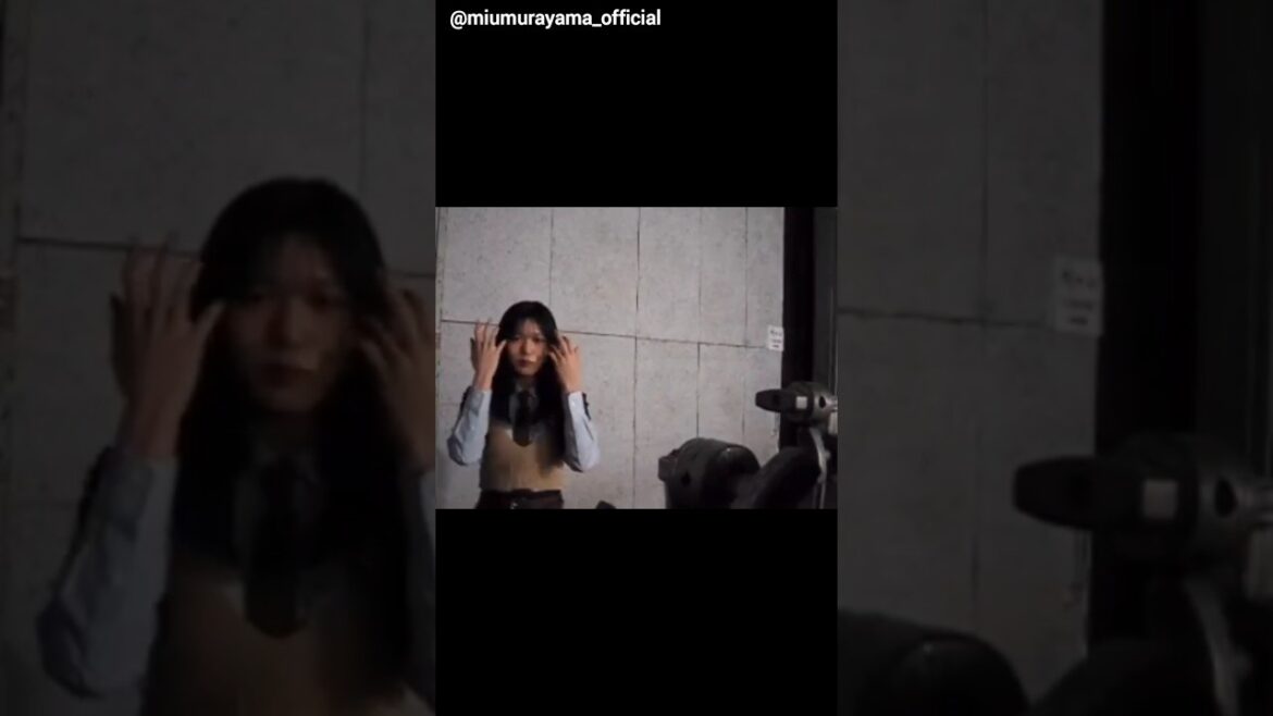 村山美羽 みうちゃんの15th Single ジャケット写真オフショット♪Instagram 櫻坂46